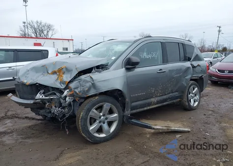 2012 Jeep Compass Limited z USA, uszkodzony, nr VIN 1C4NJDCB0CD630301